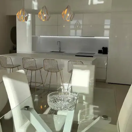 Luxury View 2br In Apartment Cannes